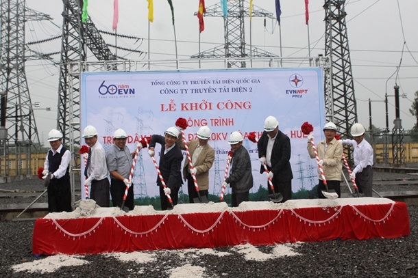 Construction of 2nd wire circuit for Hoa Khanh- Hue line inaugurated